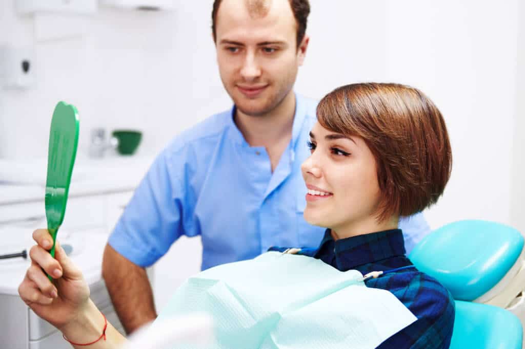 Choosing the right cosmetic dentist